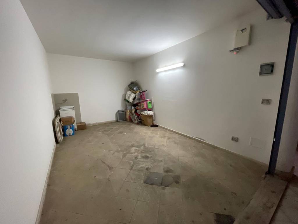 Box / garage a Trani in Via delle Tufare - Foto 5