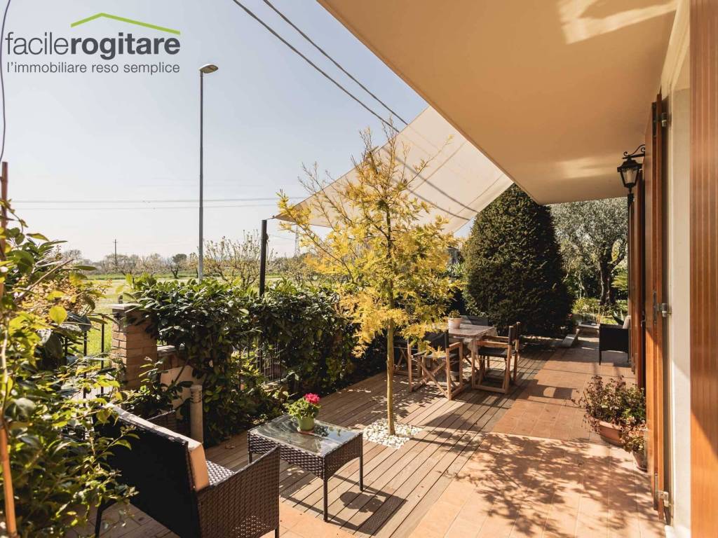 Villa a Misano adriatico in Via Ca' Raffaelli, 6 - Foto 2