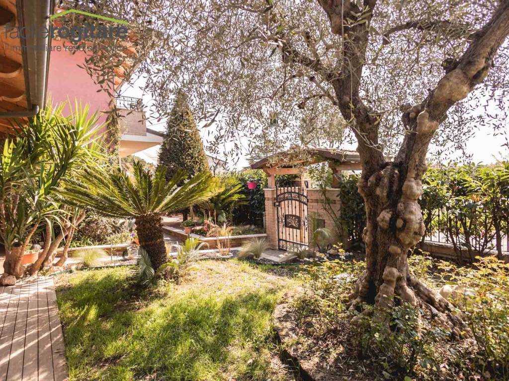 Villa a Misano adriatico in Via Ca' Raffaelli, 6 - Foto 3