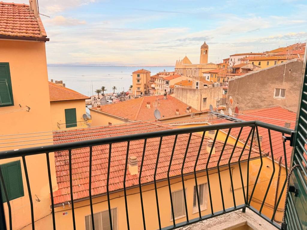 Appartamento a Monte argentario in Via Francesco Carchidio - Foto 2