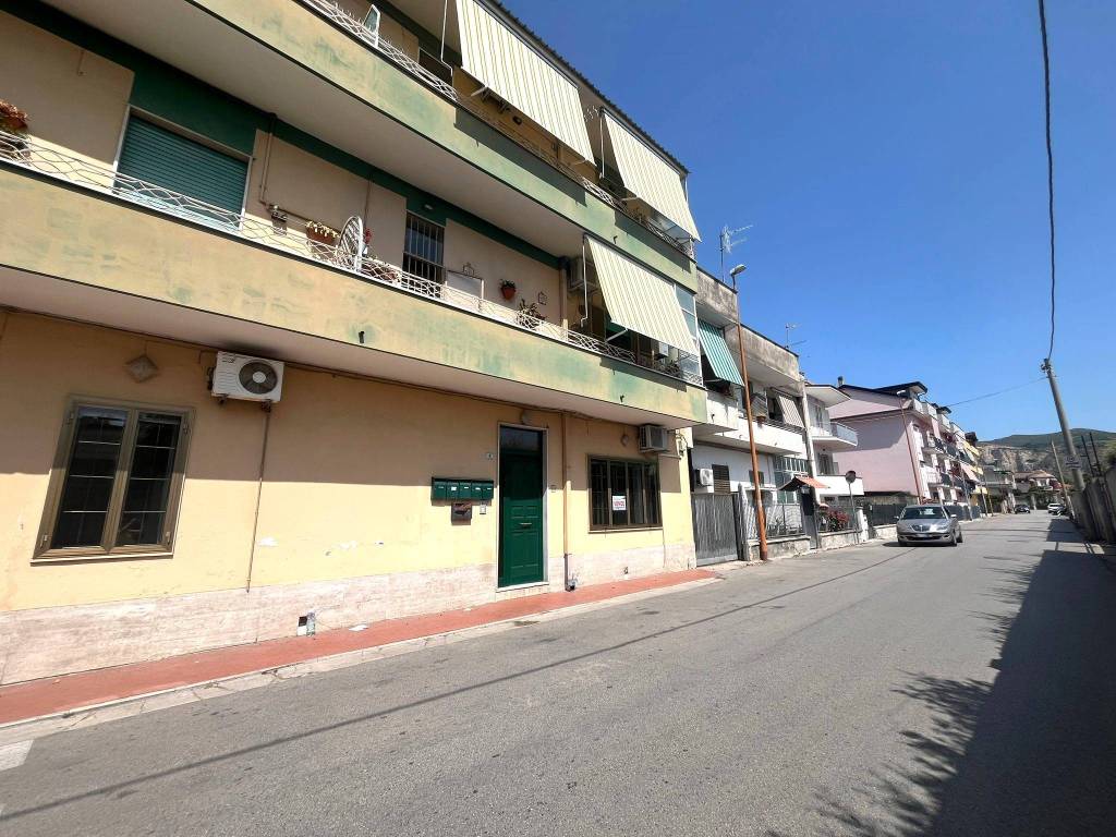 Appartamento a Casapulla in Via I. Pizzetti - Foto 3