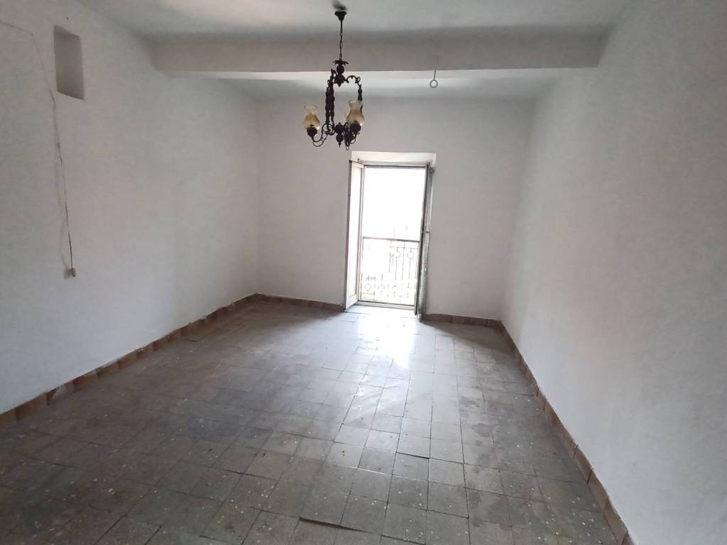 Appartamento a Amaseno in Via della Indipendenza - Foto 5