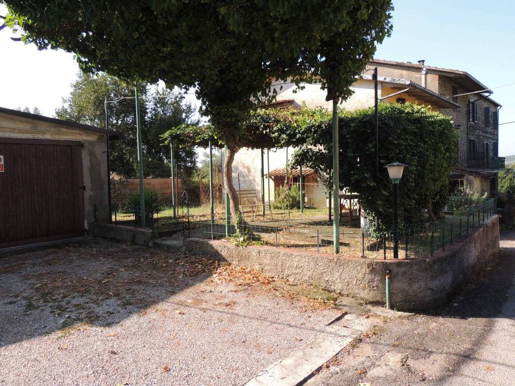 Appartamento a Tuoro sul trasimeno in Via Baroncino - Foto 4