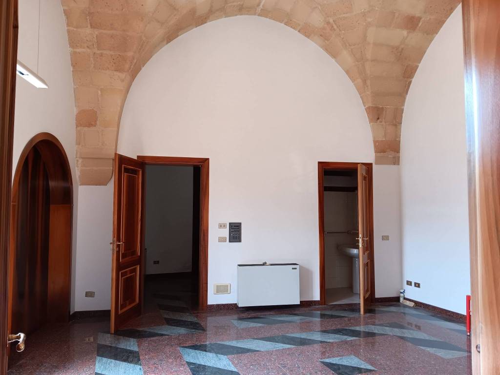 Appartamento a Manduria in Piazza Vittorio Veneto - Foto 4