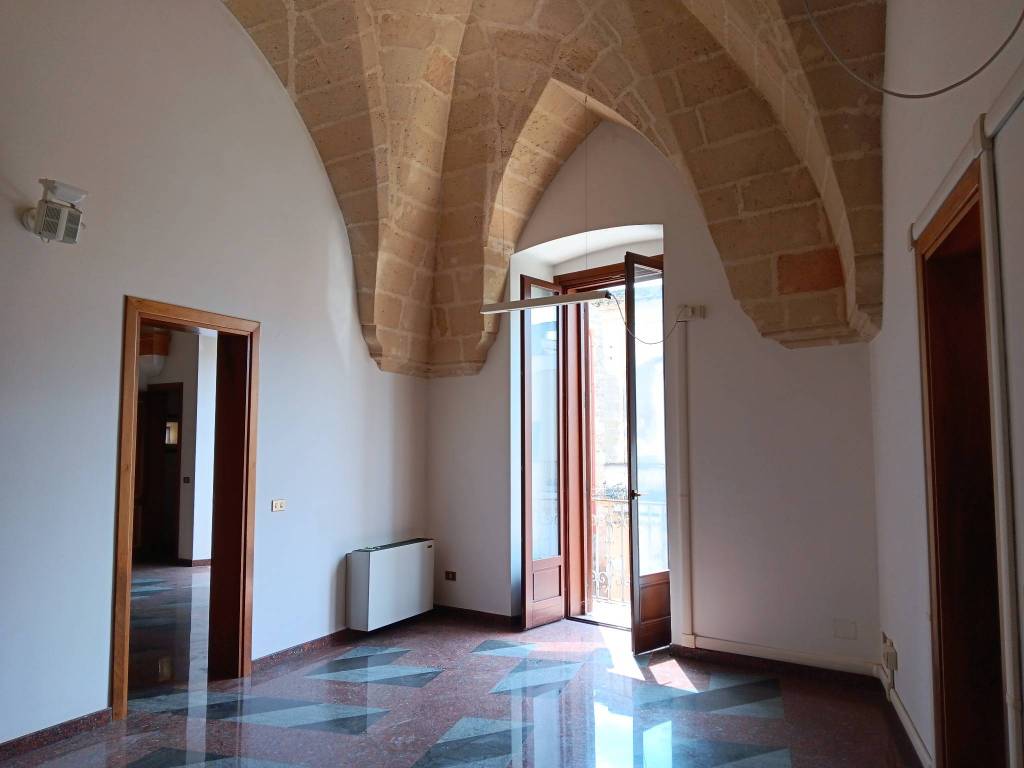 Appartamento a Manduria in Piazza Vittorio Veneto - Foto 5