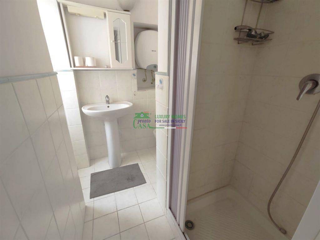 Casa indipendente a Ragusa in VIA MONS. NOBILE - Foto 4
