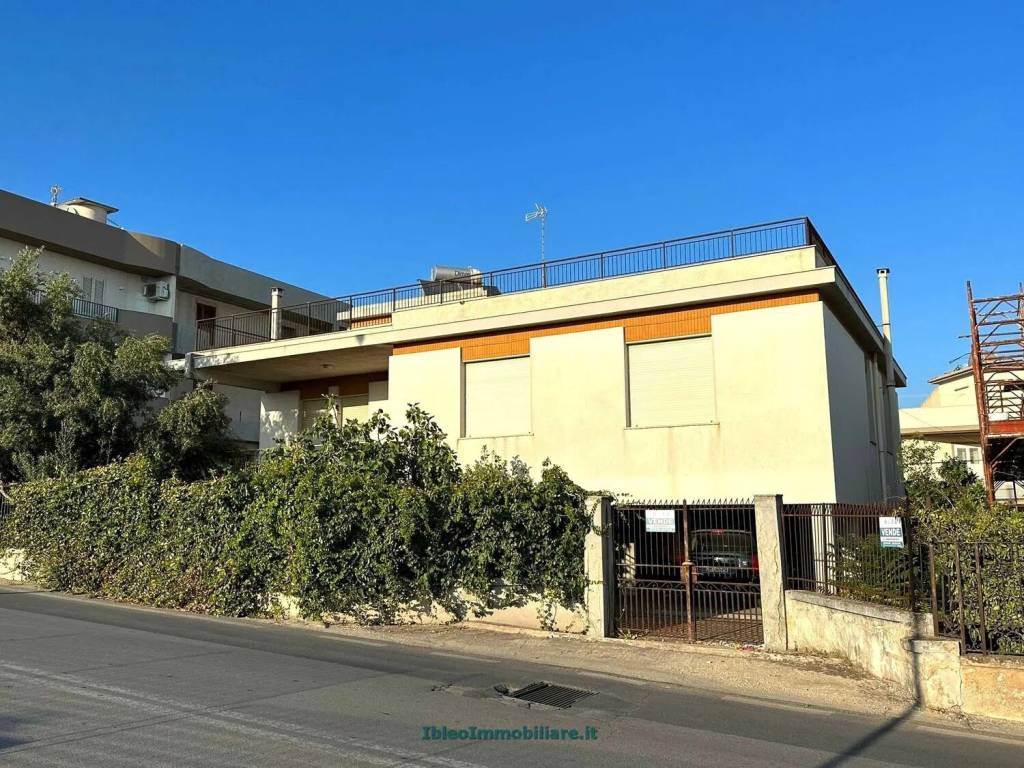 Villa a Ispica in Via Campania, 31 - Foto 2