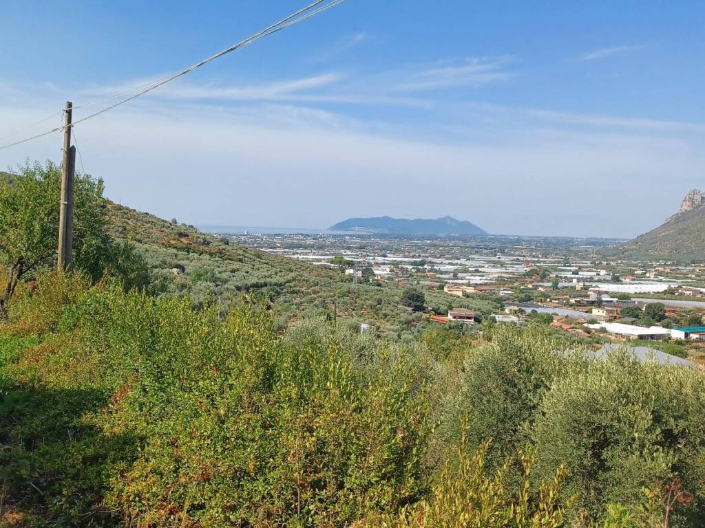 Terreno a Terracina in Via Pozzo Sant'Antonio - Foto 2