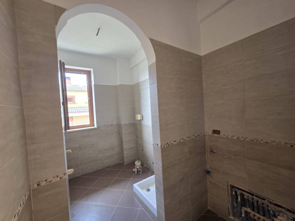 Appartamento a Bassano romano in Via Alessandro Manzoni, 7 - Foto 4