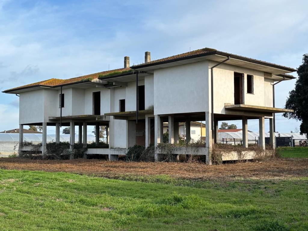 Casa indipendente a Terracina in Via Lestra Mattoni - Foto 5