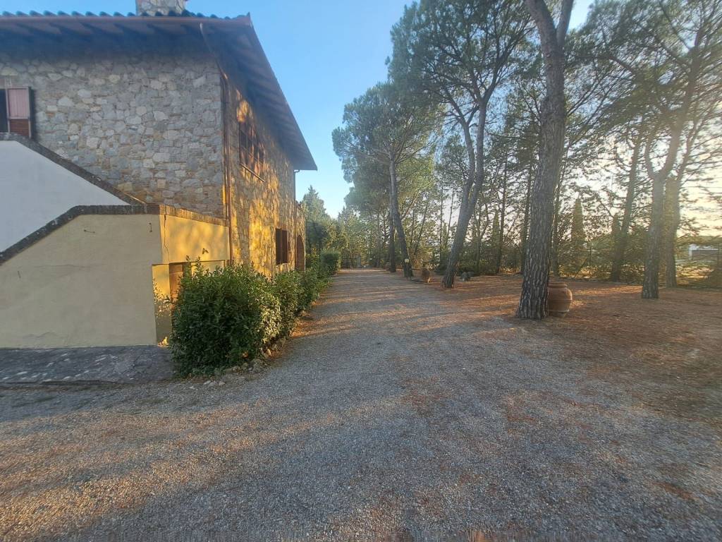 Rustico / casale a Castiglione del lago in Via dei Partigiani - Foto 3