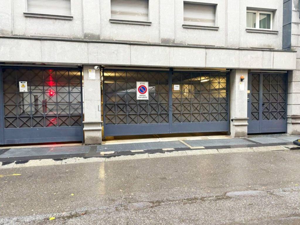 Box / garage a Milano in Via di Porta Tenaglia, 5 - Foto 2