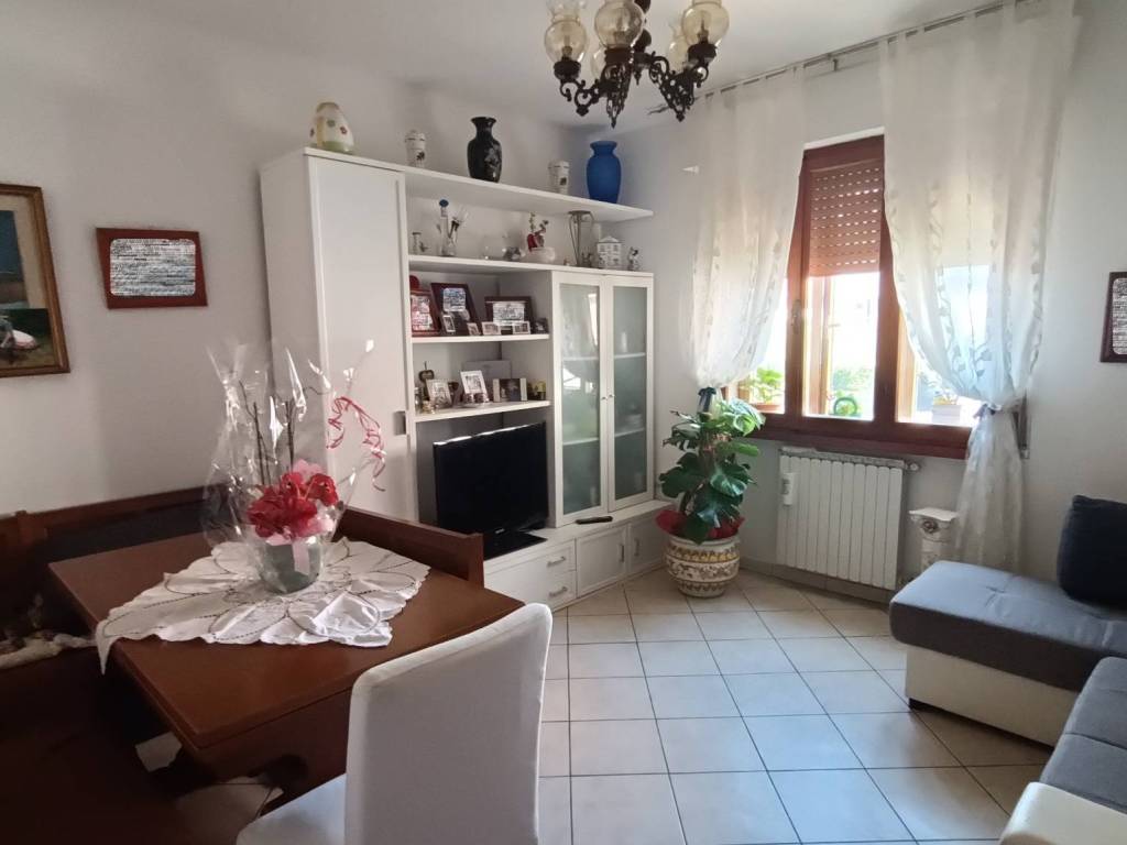 Appartamento a Prato in Via Fabio Filzi - Foto 2