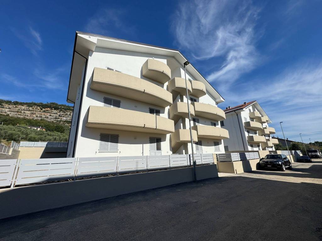 Appartamento a Monsummano terme in Via Achille Grandi - Foto 4