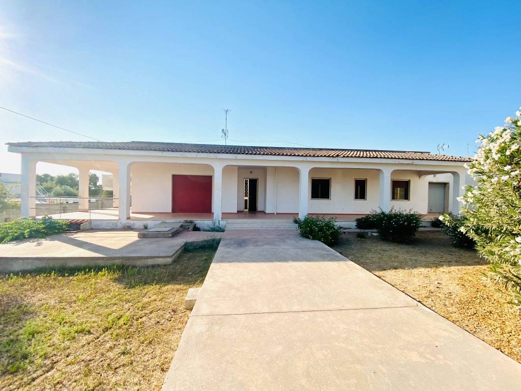 Villa a Porto cesareo in Via Salvatore Fitto - Foto 3