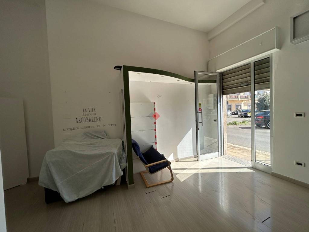 Immobile a Grottaglie in Piazza Giuseppe Verdi, 5 - Foto 2