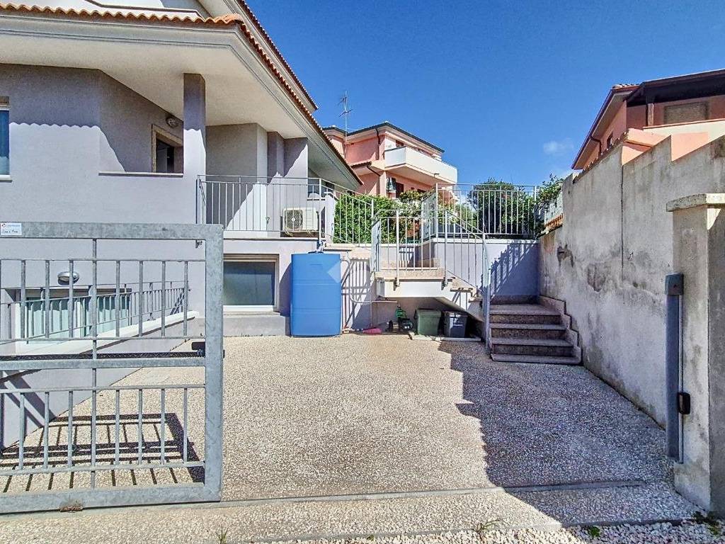 Appartamento a Castelsardo in Via Valle D'Aosta, 2 - Foto 4