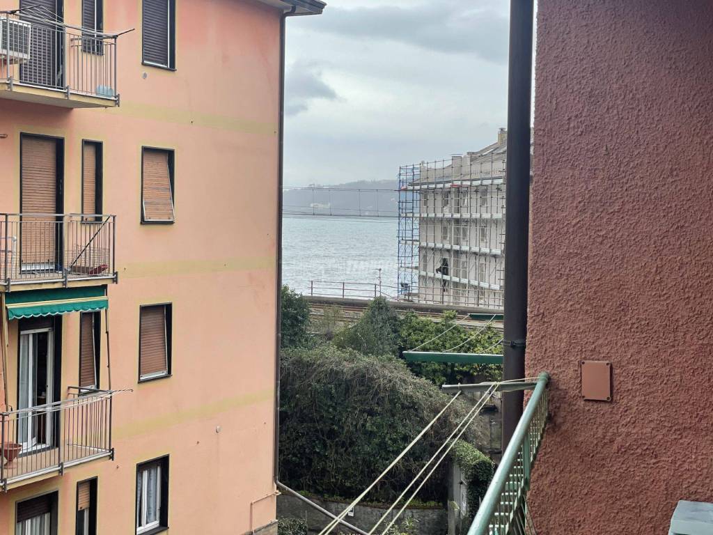 Appartamento a Rapallo in Via Luigi Casale 5 - Foto 3