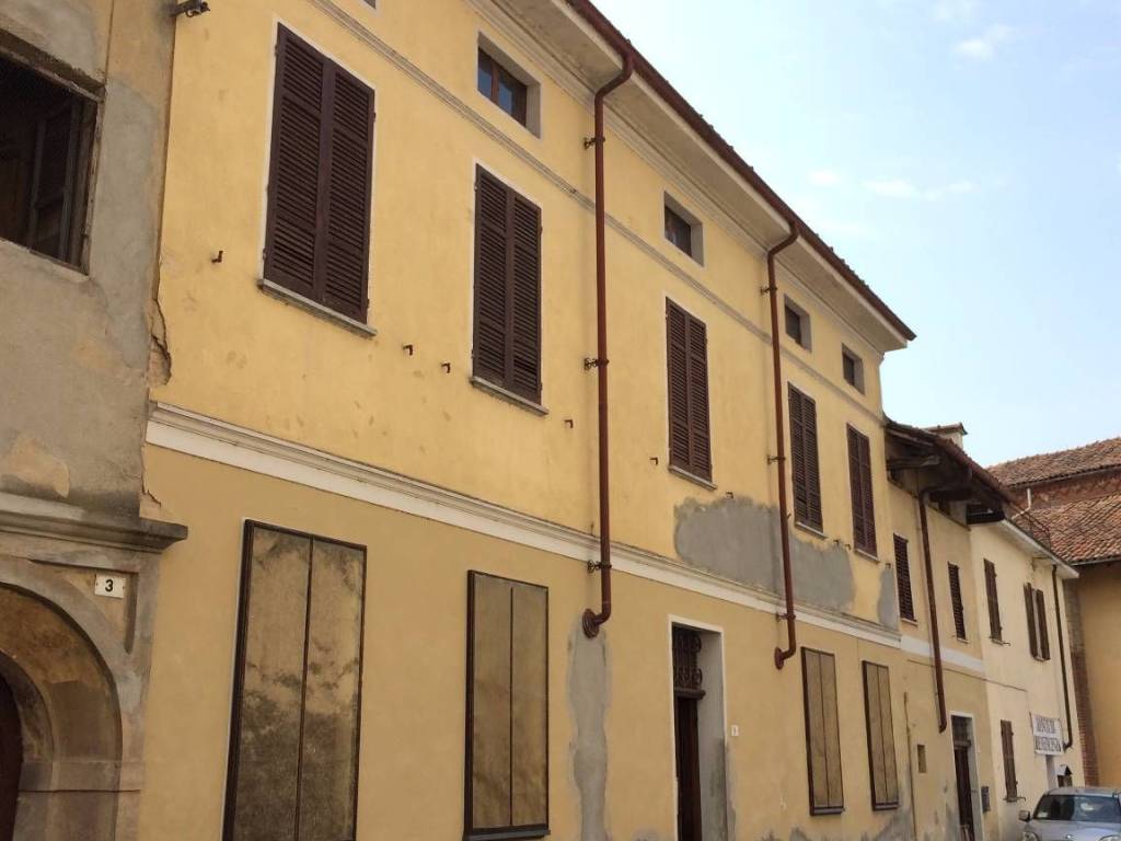 Palazzo / stabile a Sartirana lomellina in Via della Parrocchia, 4 - Foto 2