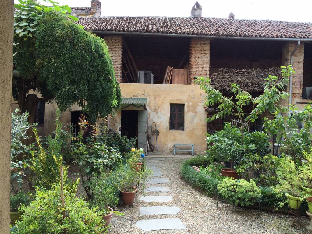 Palazzo / stabile a Sartirana lomellina in Via della Parrocchia, 4 - Foto 5