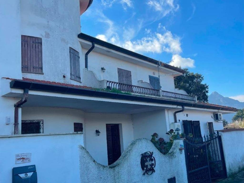 Villetta a schiera a San felice circeo in Via Giuseppe Verdi - Foto 5