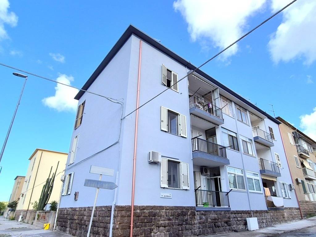 Appartamento a Carbonia in Via Irma Bandiera - Foto 2