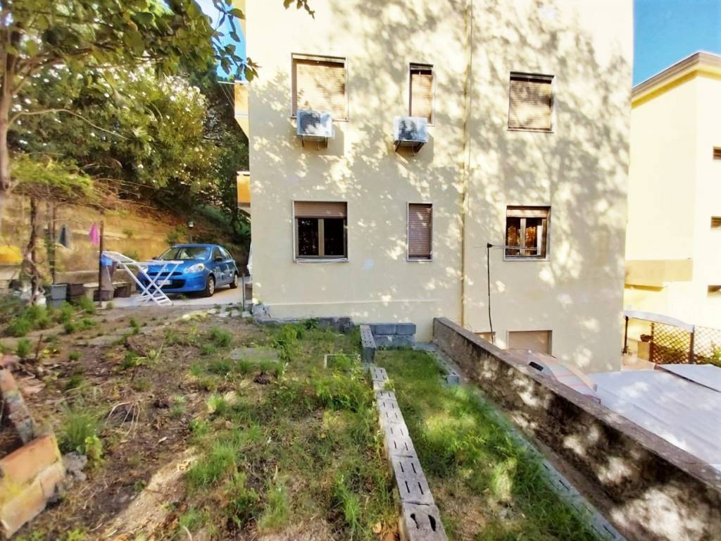 Appartamento a Guardia piemontese in Viale Aldo Moro, 24 - Foto 2