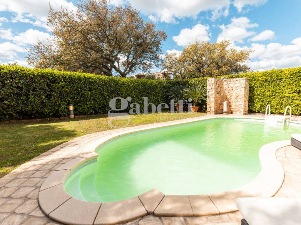 Villa a Olbia in via Salvatore Quasimodo, 27 - Foto 4