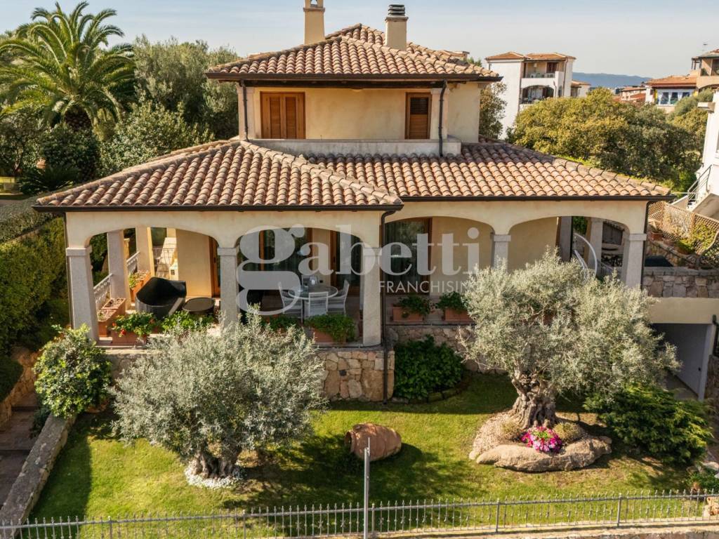 Villa a Olbia in via Salvatore Quasimodo, 27 - Foto 5