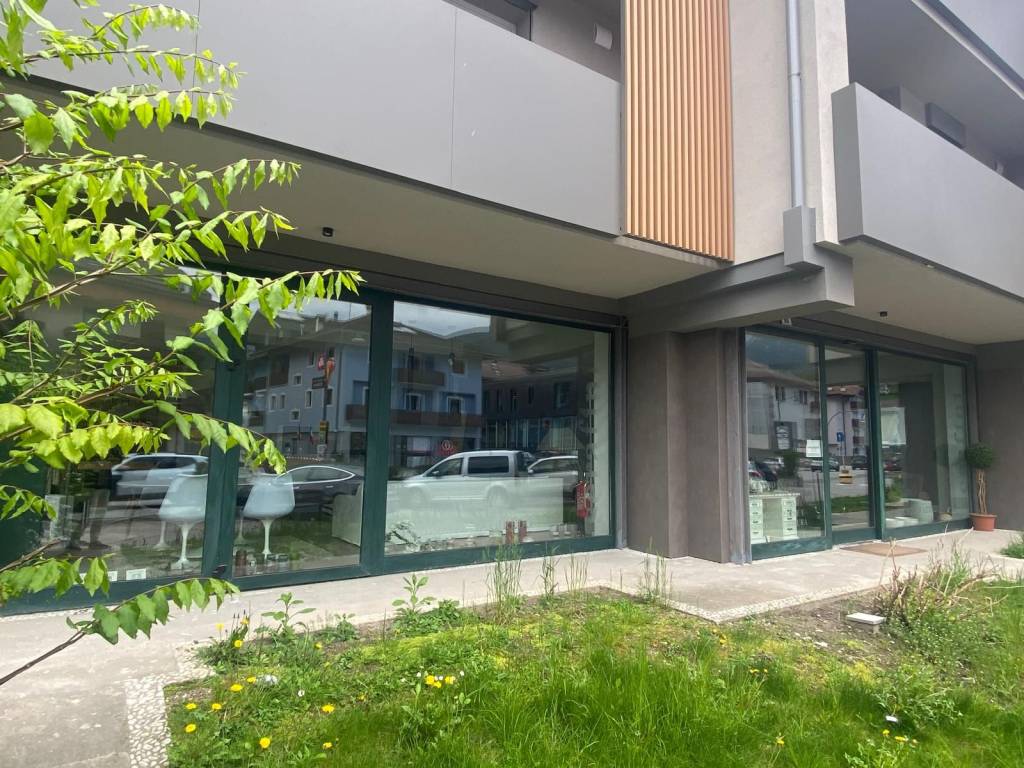 Immobile a Comano terme in Via Cesare Battisti - Foto 2