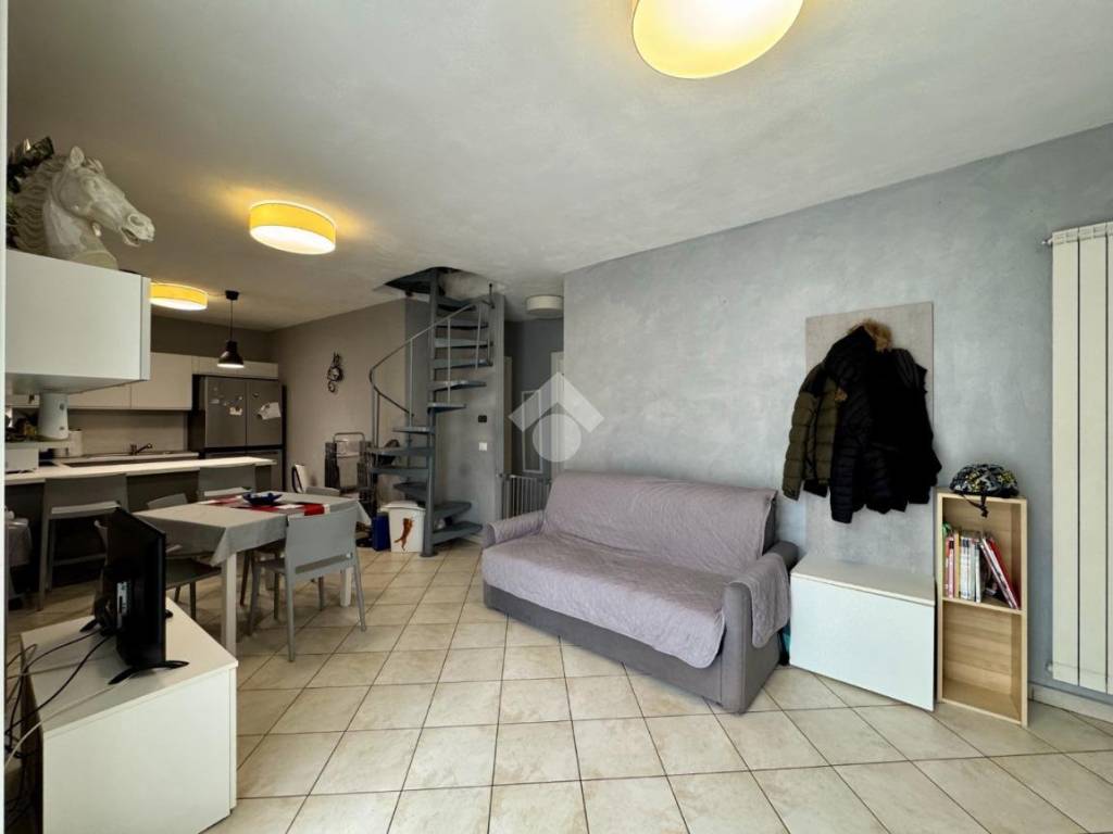 Appartamento a Tovo san giacomo in Via Giorni, Tovo S. Giacomo (SV), 66 - Foto 2