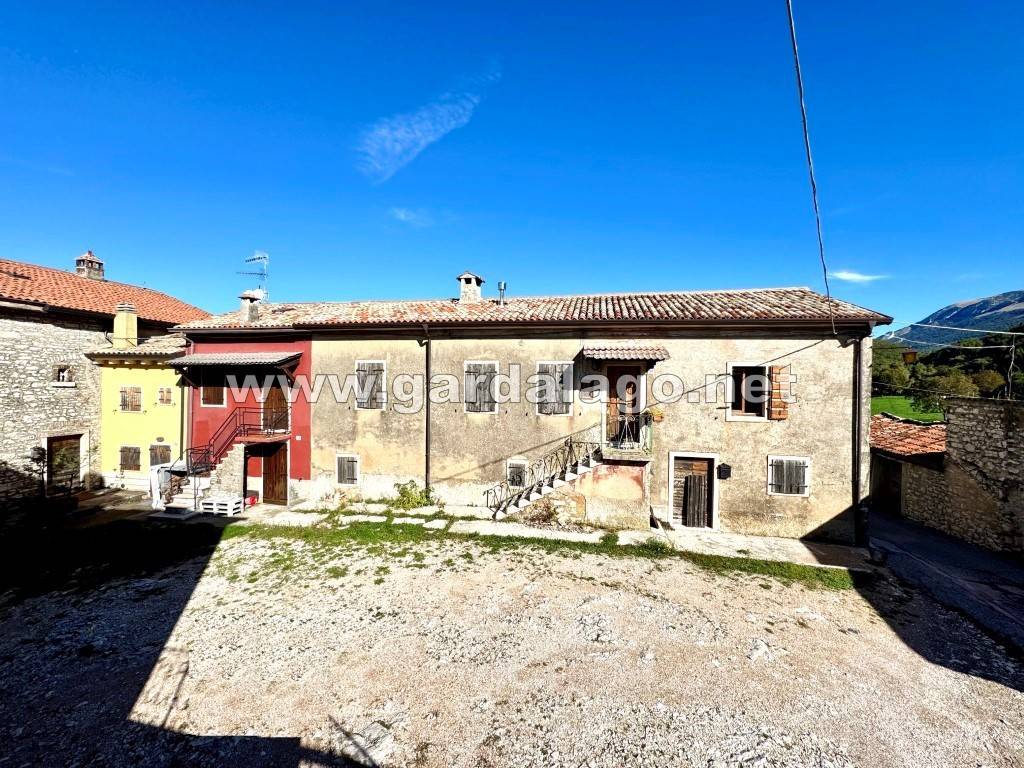 Rustico / casale a San zeno di montagna in Contrada Pra' Bestema' - Foto 3