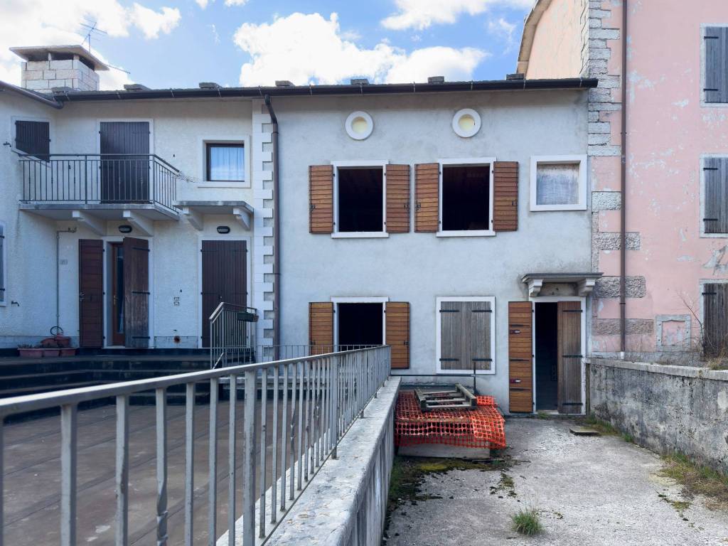 Appartamento a Erbezzo in Contrada Melotti - Foto 4