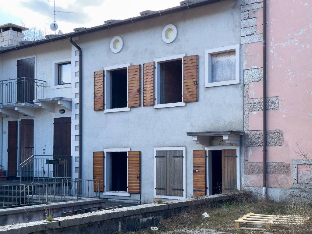 Appartamento a Erbezzo in Contrada Melotti - Foto 5