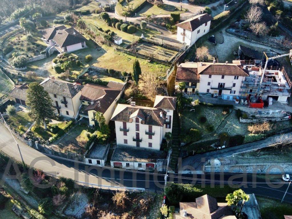 Villa a Baveno in Via Guglielmo Marconi - Foto 3
