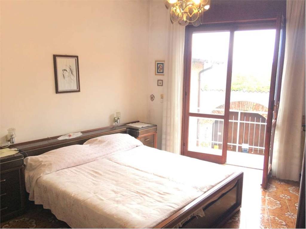 Casa indipendente a Castronno in vicolo Cantoni, 6 - Foto 2