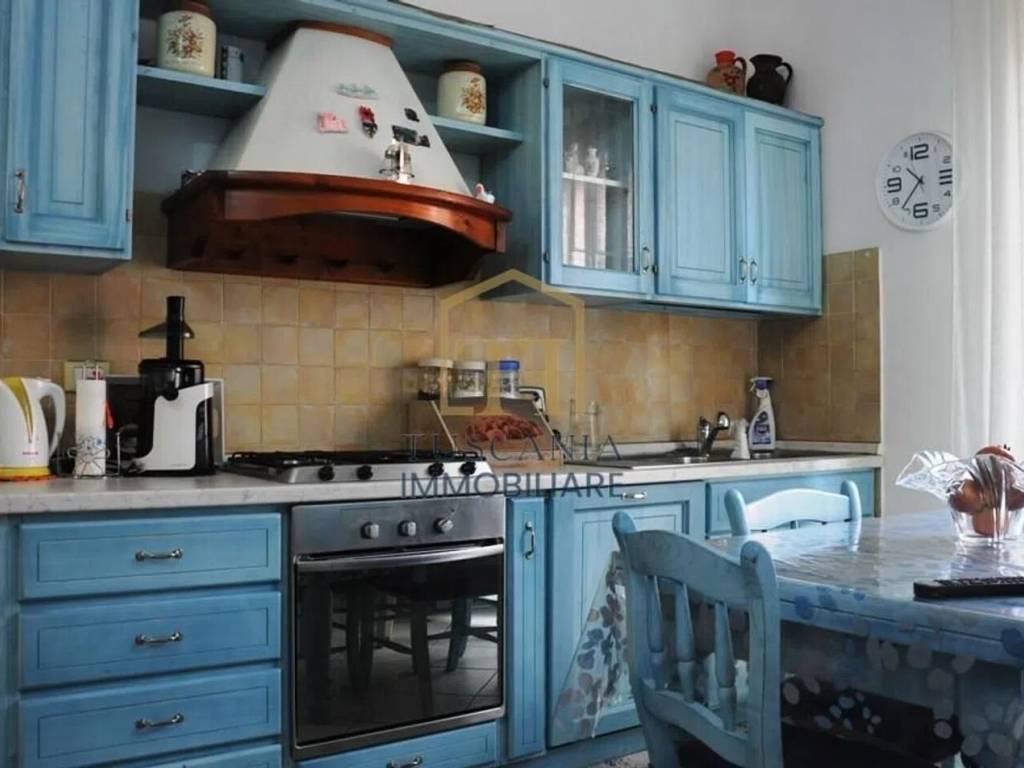 Appartamento a Poggibonsi in Area Residenziale Borgaccio Centro - Foto 4