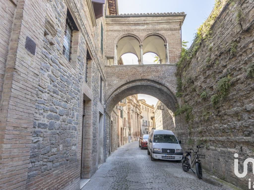 Palazzo / stabile a Matelica in Via Guglielmo Oberdan, 32 - Foto 2
