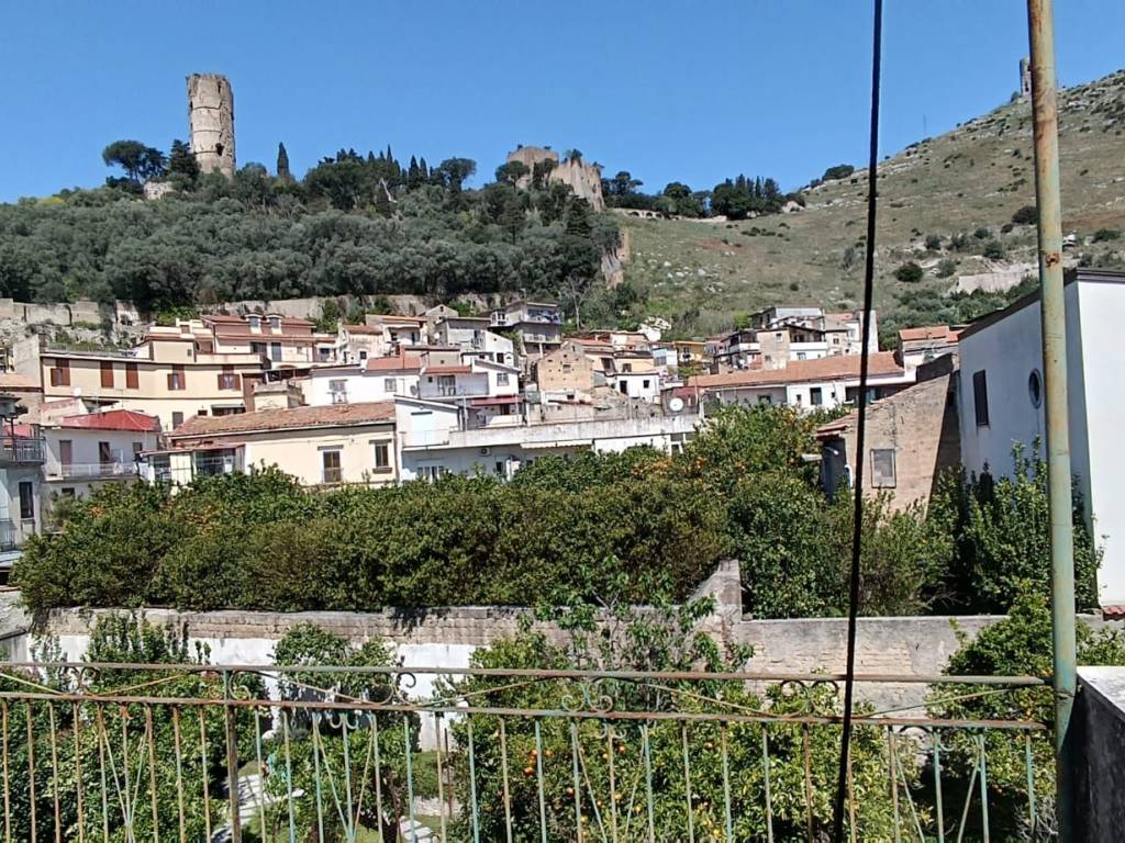 Villa a Maddaloni in Via Nino Bixio - Foto 5