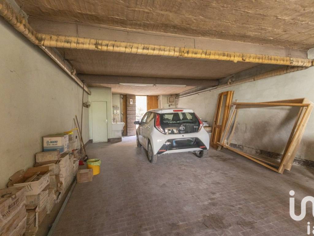 Box / garage a Matelica in Via Guglielmo Oberdan, 32 - Foto 4