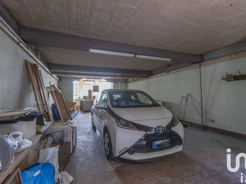 Box / garage a Matelica in Via Guglielmo Oberdan, 32 - Foto 5