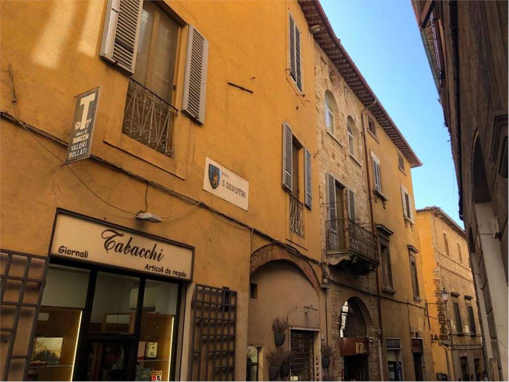 Appartamento a Todi in TODI CORSO CAVOUR - Foto 4
