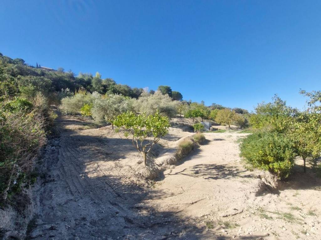 Terreno a Caltanissetta in Contrada Fontanelle - Foto 2