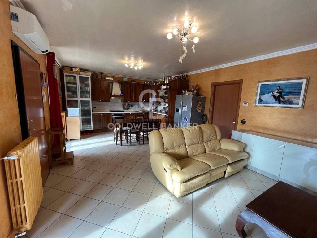 Appartamento a Castiglione delle stiviere in CASTIGLIONE DELLE STIVIERE, 90 - Foto 4