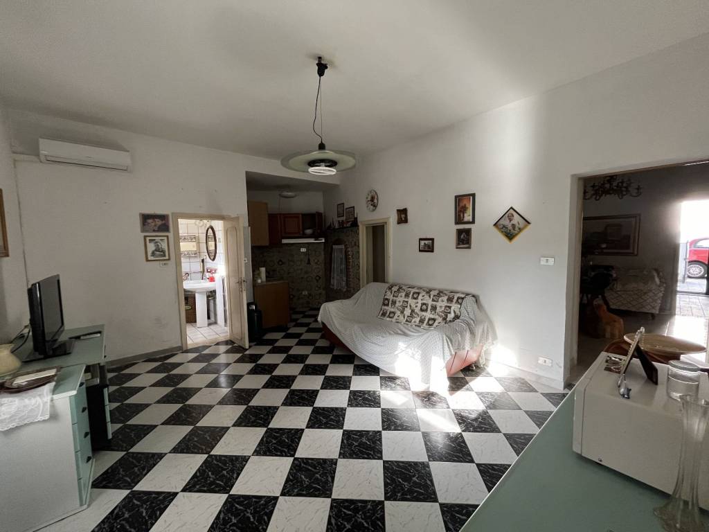 Casa indipendente a Racale in Via San Nicola - Foto 3