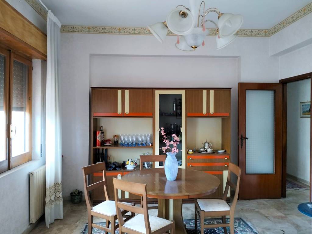 Appartamento a Reggio calabria in Via Mantova - Foto 2