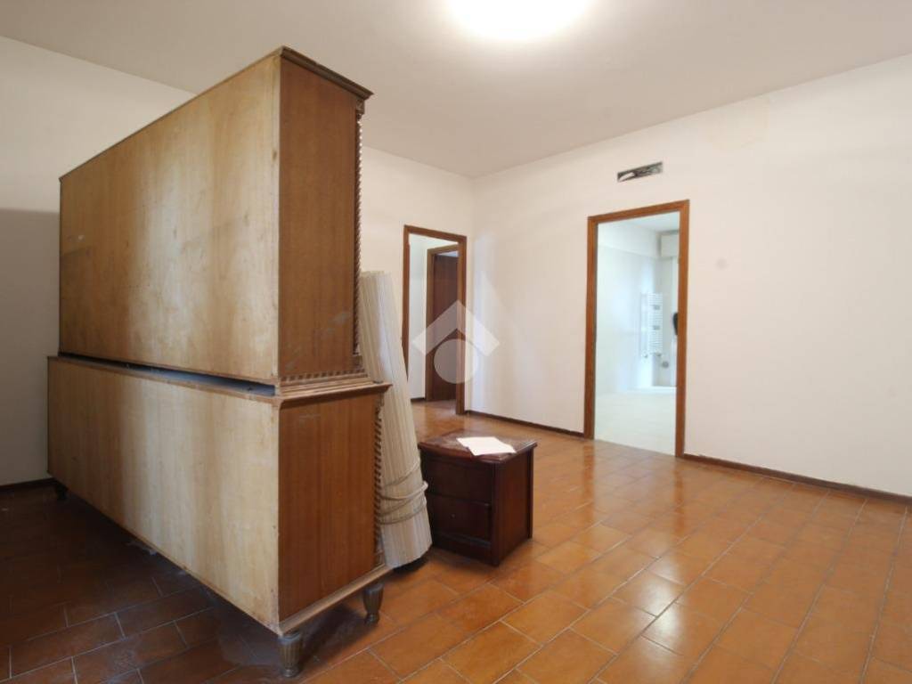 Appartamento a Reggio emilia in Via Papa Giovanni XXIII, 34 - Foto 2