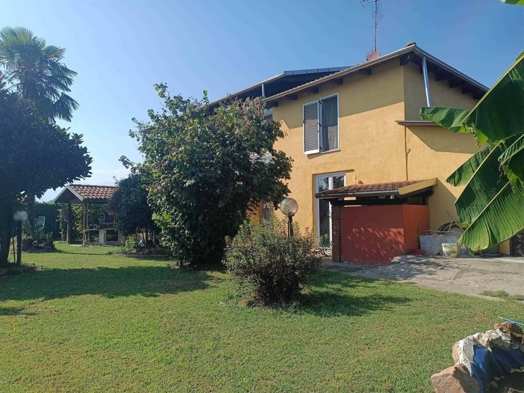 Villa a Cossato in via Spolina, 69 - Foto 2