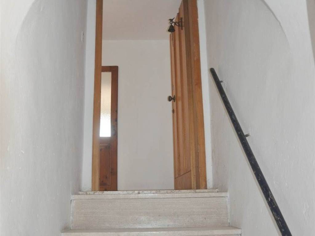 Appartamento a Castagneto carducci in Piazza Alberto, 3 - Foto 4