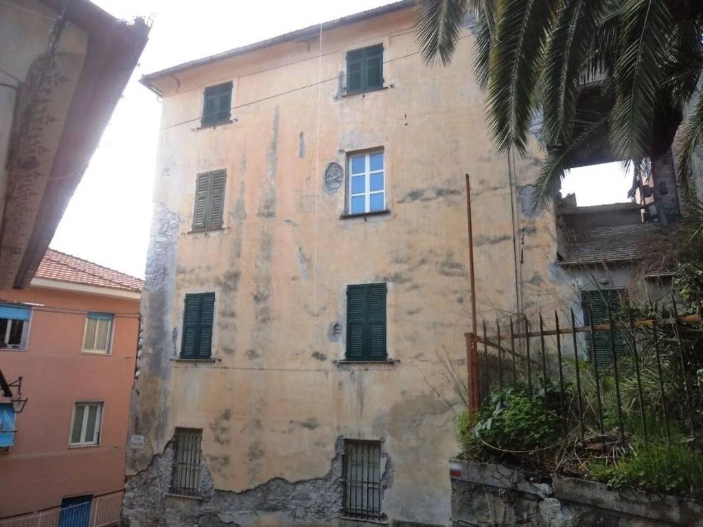 Palazzo / stabile a Deiva marina in Via Giuliano Bollo S.N.C. - Foto 3